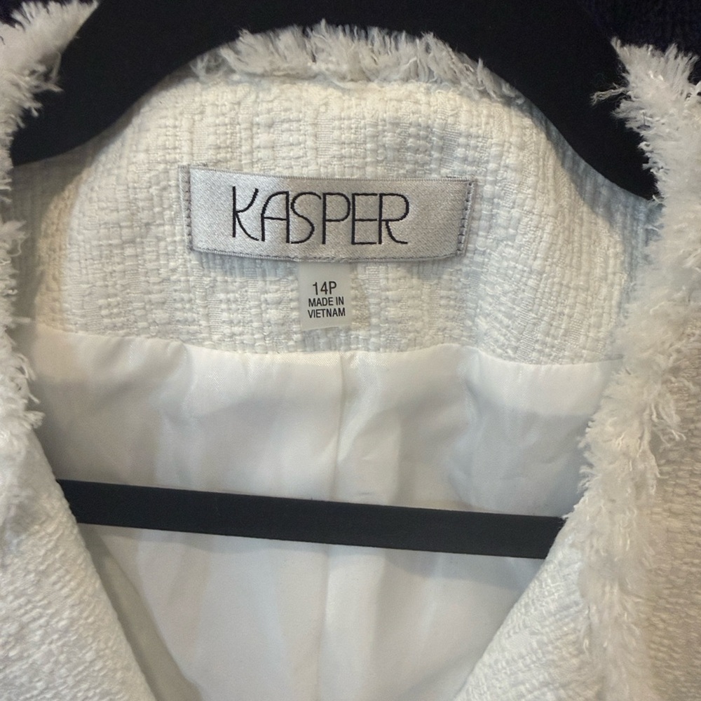 NWT Kasper Women's Textured Cream Blazer - Picture 3 of 4